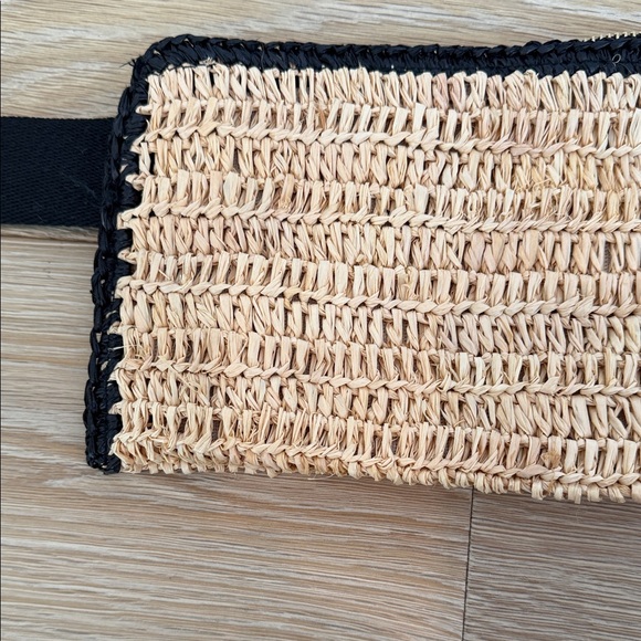 Hat Attack Black and Tan Woven Crossbody Bag - Picture 9 of 9
